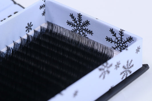 Velvet Matte Volume Single Lashes